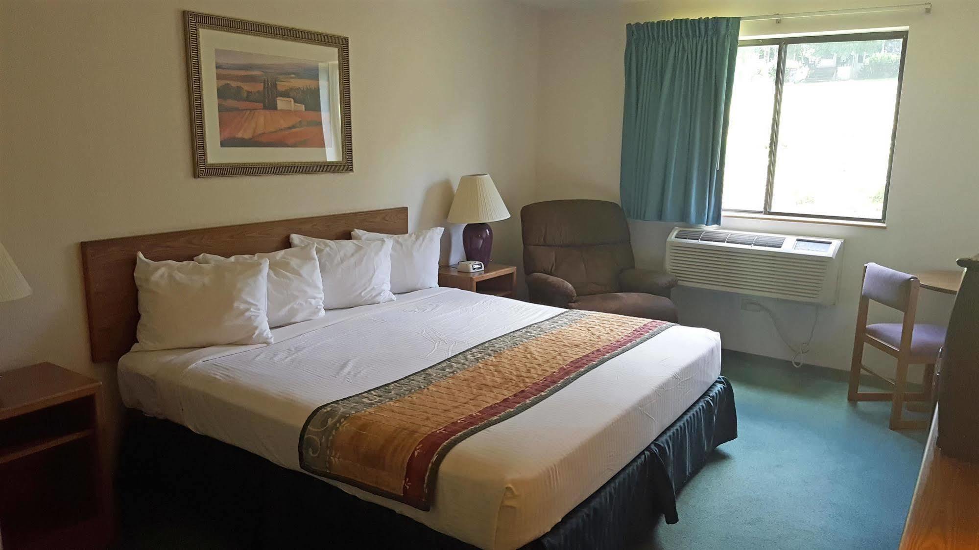 Americas Best Value Inn & Suites Cassville Roaring River Ngoại thất bức ảnh
